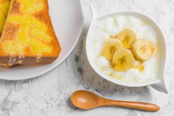 バナナのヨーグルト