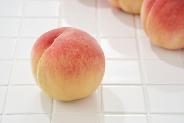 美味しそうな日本の桃