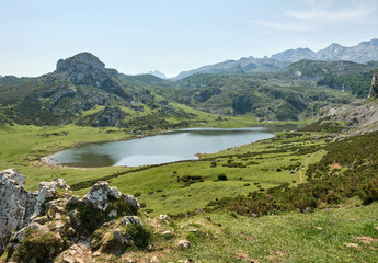 Fototapeta na wymiar View of Lake Ercina from the Picota