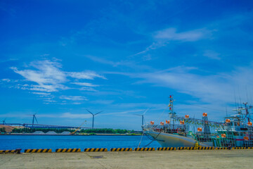 Fototapeta premium 秋田港と青空