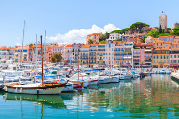 Fototapeta na wymiar Cannes marina view on a sunny summer day, France