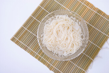 涼しいそうめん