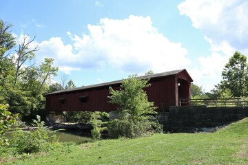 Obraz premium Cataract Falls Covered Bridge in Indiana