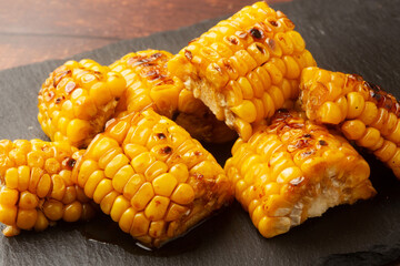 トウモロコシのバター正油焼き