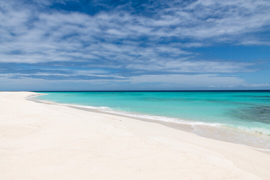 Los Roques Archipelago, Venezuela, 07.30.2022: White Tropical Beach In Cayo De Agua  (Water Cay).