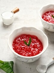 Bubur Mutiara, Bubur Sagu Mutiara, Indonesian Dessert Porridge. Made from pearl sago (sagu mutiara), sugar, pandan leaves, and coconut milk. Popular during Ramadhan. 