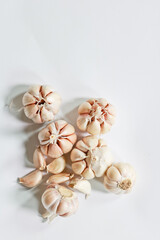 Obraz na płótnie Canvas Fresh garlic isolated on white background.Garlic.