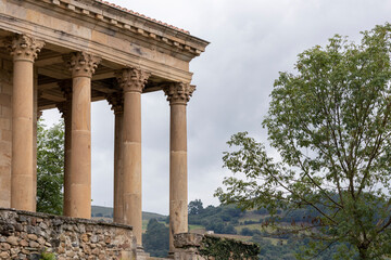 Fototapeta na wymiar hermitage with columns in las fracuas in the north of spain