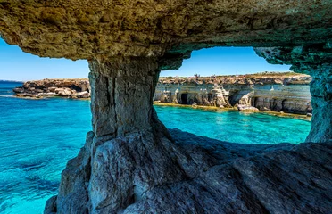 Wandaufkleber Meereshöhlen in Ayia Napa auf Zypern - Seashore in Aiya Napa near Cape Greco, Cyprus © Steffi