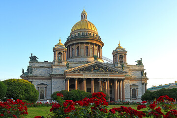 Early morning, dawn. Saint Isaac Cathedral dedicated to Saint Isaac of Dalmatia, patron saint of Peter Great, who had been born on feast day of that saint. Saint Petersburg