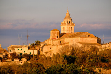 Fototapeta premium iglesia de Sant Pere, siglo XVII, Sencelles, Mallorca, balearic islands, spain, europe