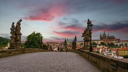 Obraz premium On the Charl Bridge in Prague.