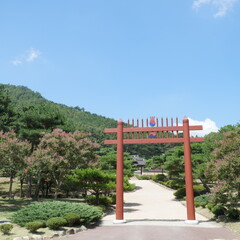 Fototapeta premium entrance to the temple