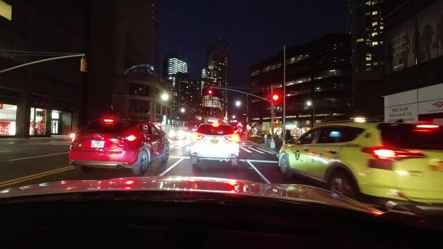 NYC evening / night timelapse through traffic. From Brooklyn to Long Island City.