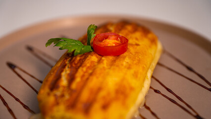 sandwich with tomato