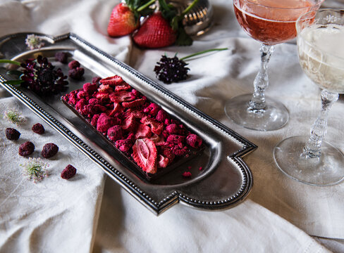 Gourmet Chocolate with dried and champagne 