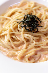 クリームソースパスタ