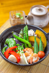 夏野菜の冷しゃぶしゃぶ