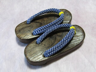 日本の伝統の下駄