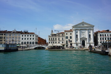Fototapeta na wymiar Venice Italy Boat old buildings Big boats boat Canals