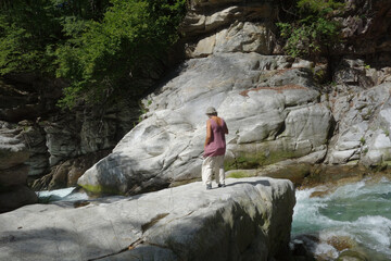 Obraz premium unrecognizable lady visiting the Potholes of the Giants