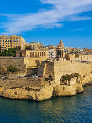 Fototapeta premium Vista del porto di La Valletta, Malta