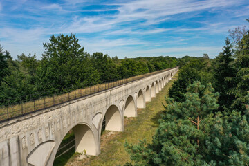Fototapeta na wymiar aerial view of the aqueduct of Fontainebleau