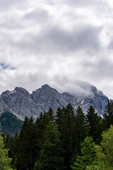 Obraz premium clouds over the mountain