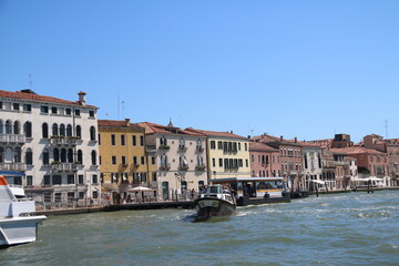 Fototapeta na wymiar Venice from the River