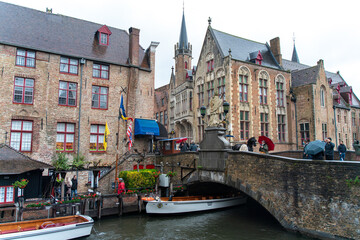 Fototapeta na wymiar Brugge downtown, view from the bridge.