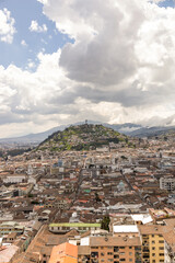 Fototapeta na wymiar beautiful landscape of the city of Quito-Ecuador in Latin America, architecture with mountain in the background and sky with clouds, panoramic scene