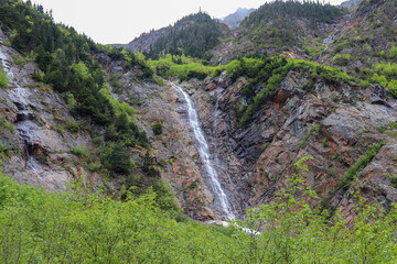 Fototapeta na wymiar Northern BC Waterfall