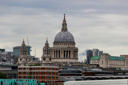 Old Buldings Of London