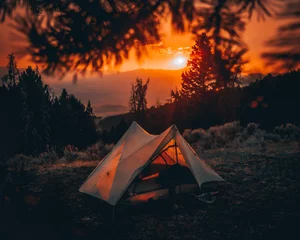 Papier Peint photo Lavable Camping camper à la montagne