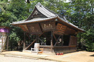 Naklejka premium 氷川神社 額殿