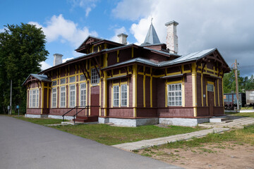 Old wooden building of the railway station on Kuzhenkino station on July afternoon © sikaraha