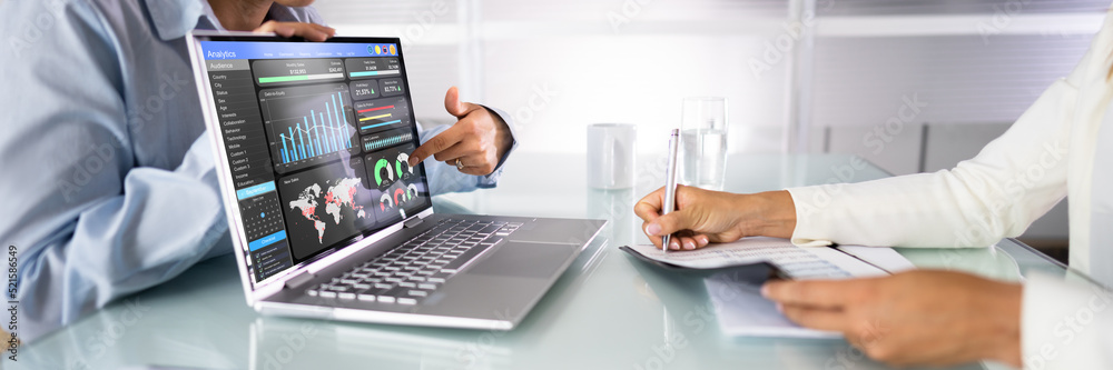 Poster Data Analyst Using Data Analytics KPI