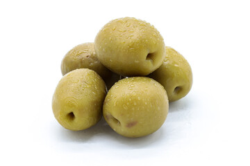 
olives isolated on white background (aceitunas)