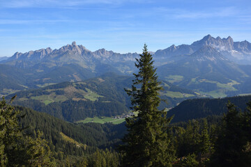 Blick vom Rossbrand auf das Dachsteingebirge