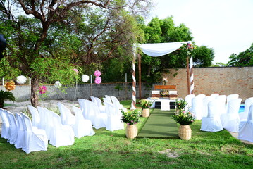 wedding ceremony in the garden, outdoor wedding