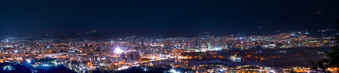 Fototapeta na wymiar TIRANA ALBANIA PANORAMIC NIGHT VIEW, CITY LIGHT