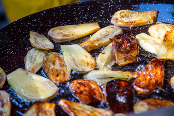 Aubergines frites.
