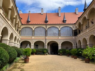 Fototapeta na wymiar Courtyard of Zleby Castle in Czech Republic