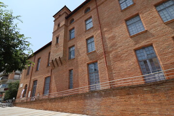 La maison de la culture, ancien collège, vue de l'extérieur, ville de Montauban, département du Tarn et Garonne, France