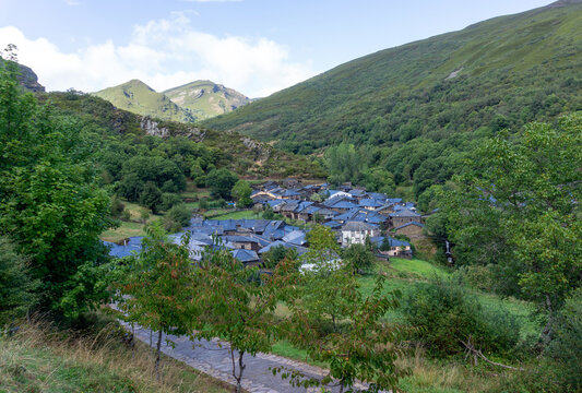 Mountain village of A Seara in O Courel. Lugo, Galicia, Spain.