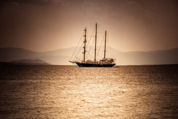 Fototapeta na wymiar Ship sailing in the sea of Greece