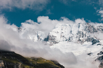 Obraz premium Swiss Mountains near Lauterbrunnen