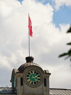 Flaage auf Turmuhr St&ouml;rtekerhaus