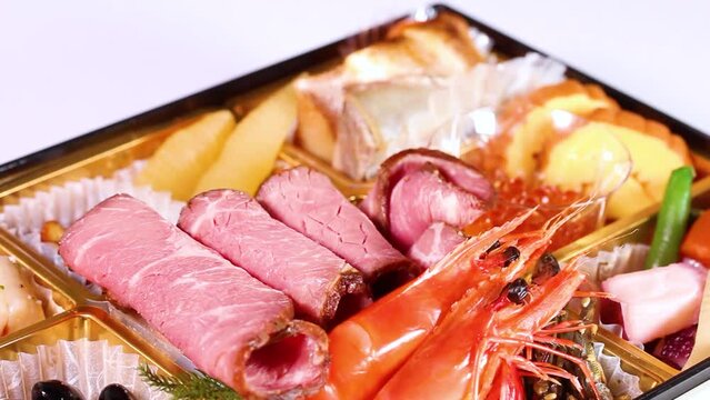 おせち料理　クローズアップ　回転