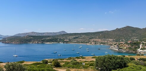 Fototapeta na wymiar Holiday areas with beaches and hotels in the Saronic Gulf